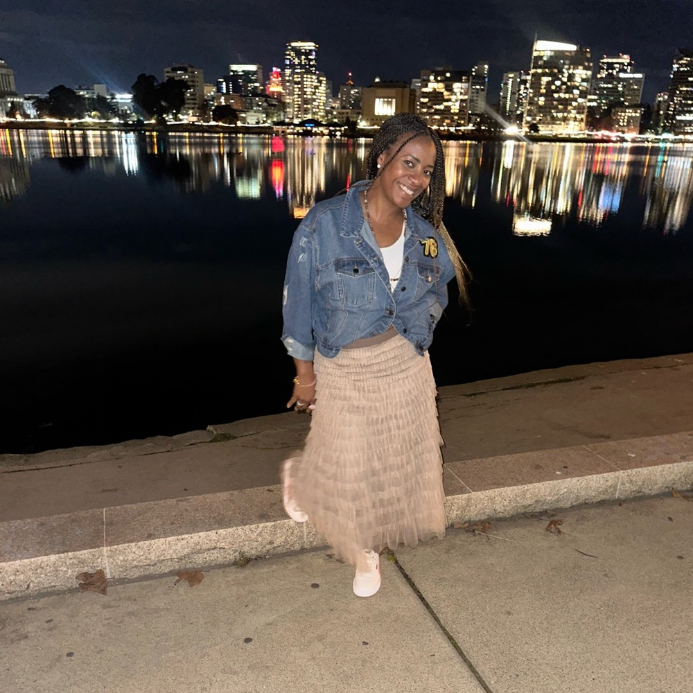 Meet your Posher, Nina